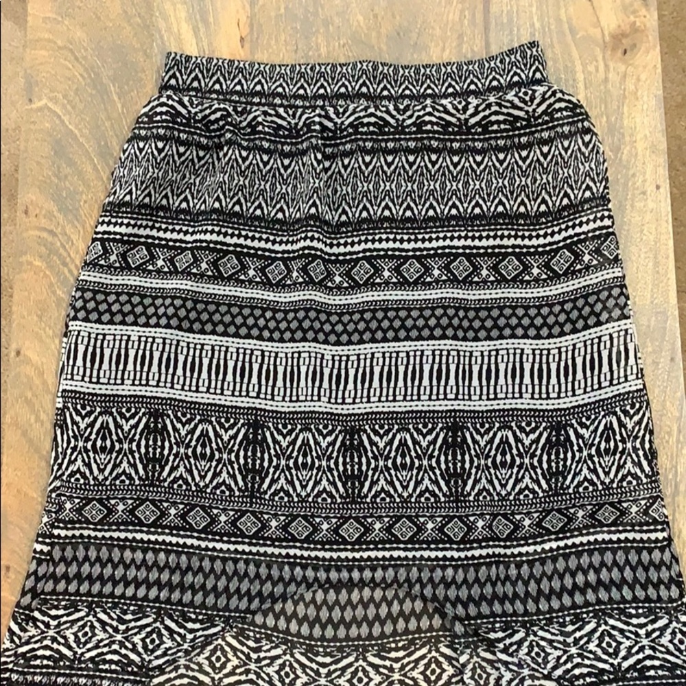 High low Aztec skirt